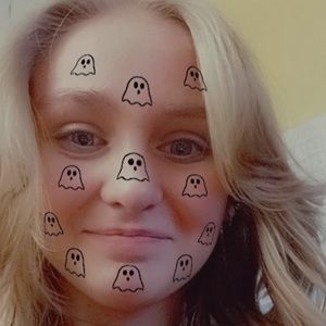 Meet your Posher, Lana